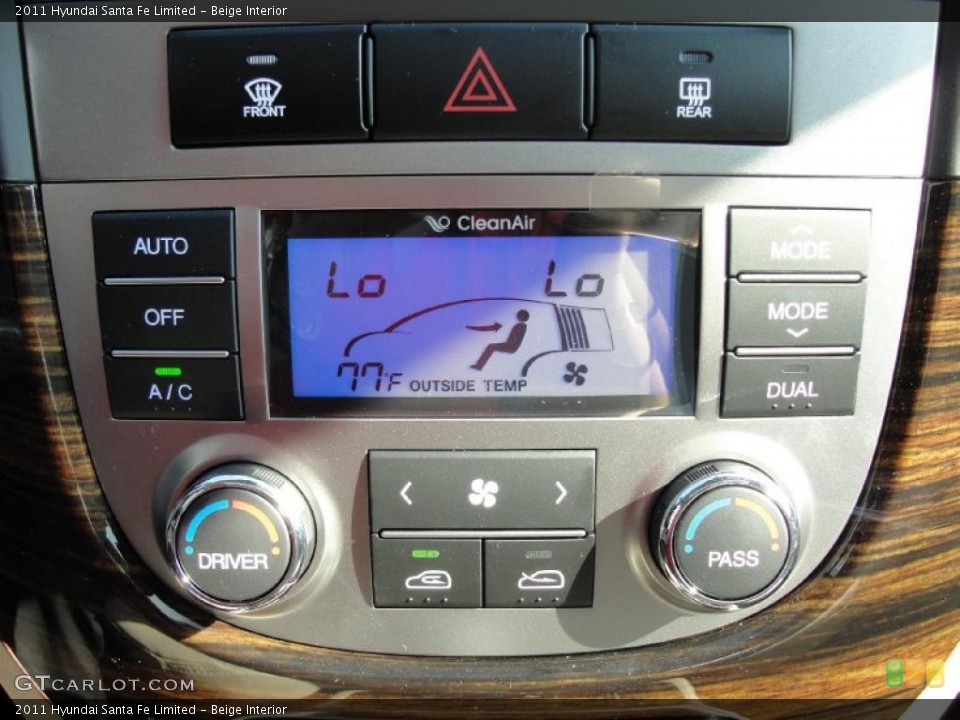 Beige Interior Controls for the 2011 Hyundai Santa Fe Limited #40401577