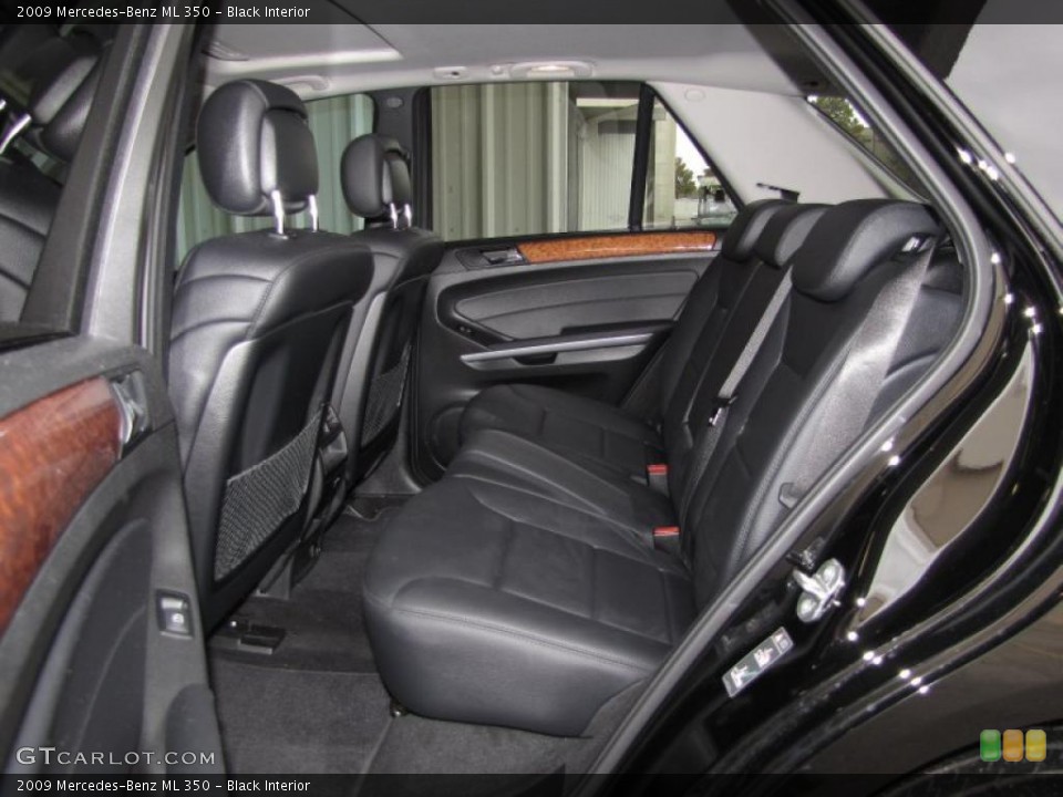 Black Interior Photo for the 2009 Mercedes-Benz ML 350 #40401733