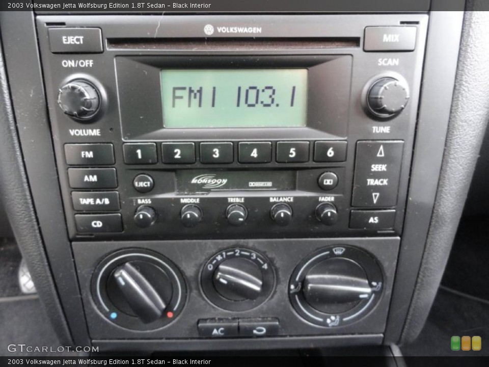 Black Interior Controls for the 2003 Volkswagen Jetta Wolfsburg Edition 1.8T Sedan #40402517