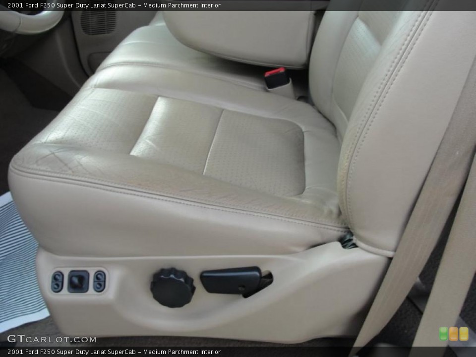 Medium Parchment Interior Controls for the 2001 Ford F250 Super Duty Lariat SuperCab #40402745