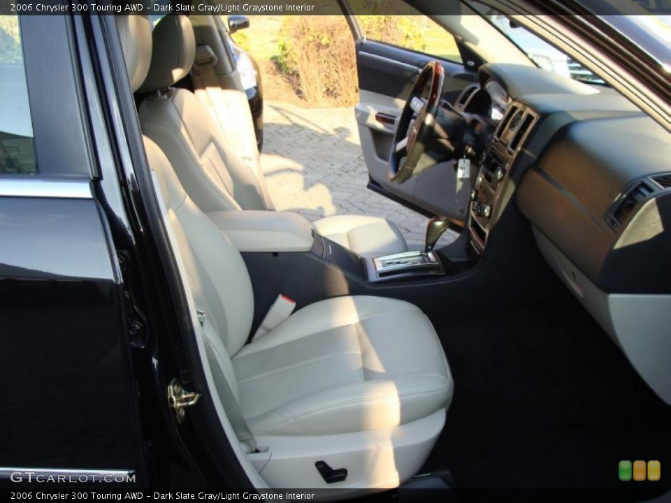 Dark Slate Gray/Light Graystone Interior Photo for the 2006 Chrysler 300 Touring AWD #40405709