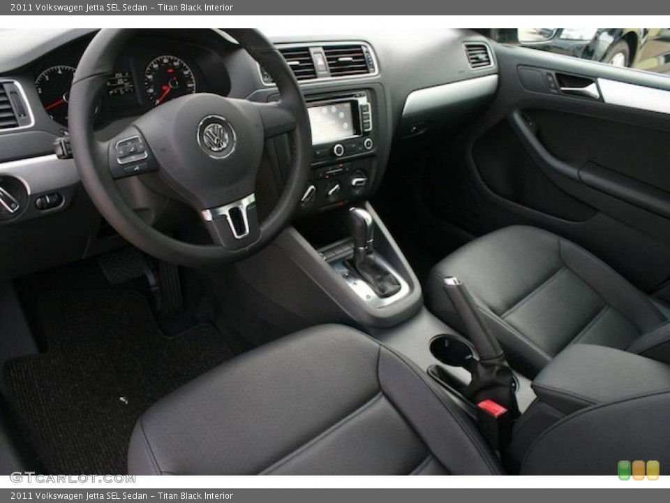 Titan Black Interior Prime Interior for the 2011 Volkswagen Jetta SEL Sedan #40408089