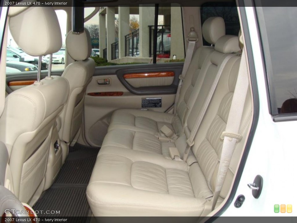 Ivory Interior Photo for the 2007 Lexus LX 470 #40418600