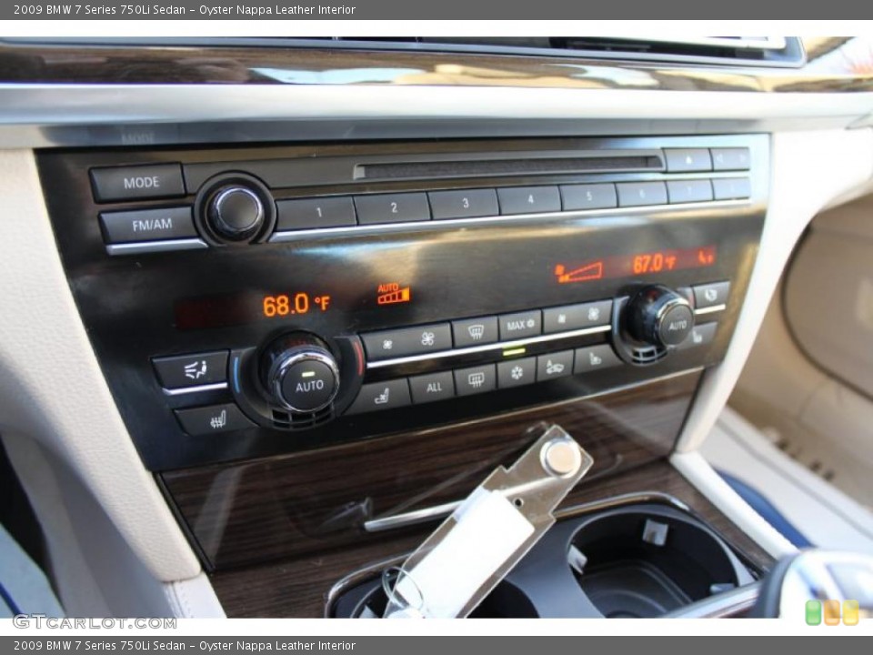 Oyster Nappa Leather Interior Controls for the 2009 BMW 7 Series 750Li Sedan #40420108