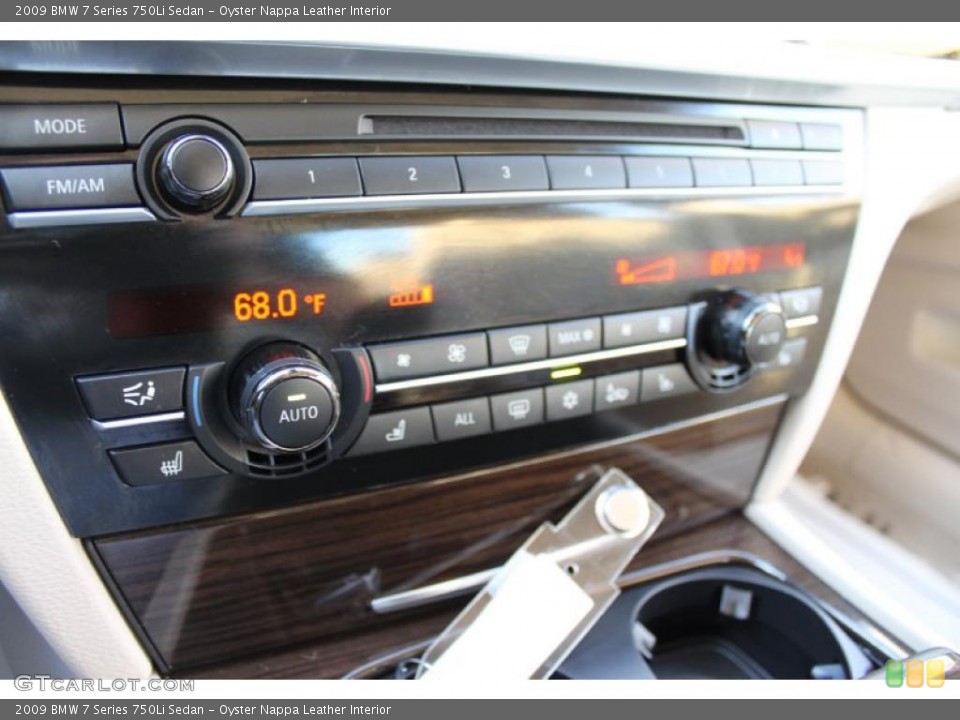 Oyster Nappa Leather Interior Controls for the 2009 BMW 7 Series 750Li Sedan #40420176