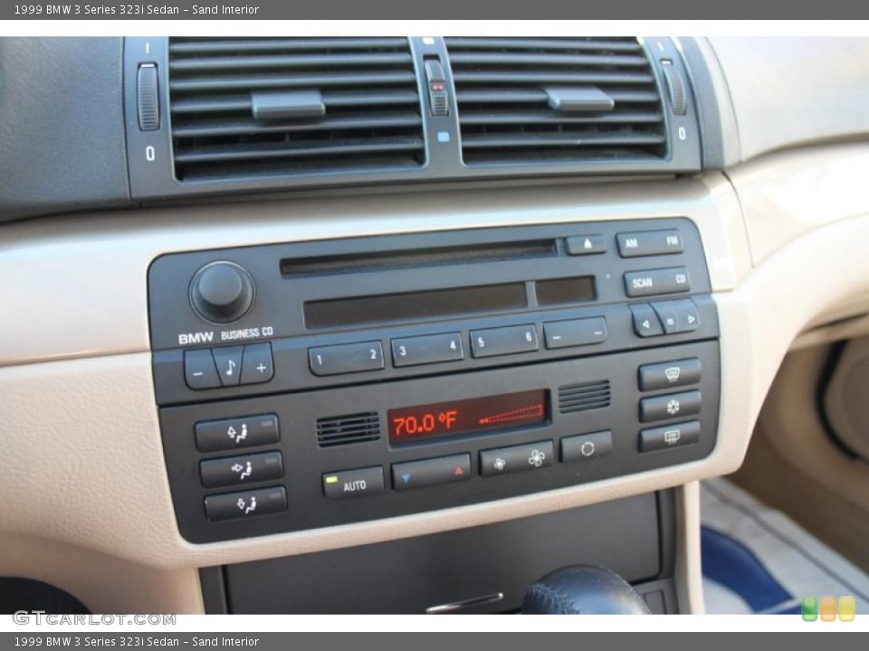 Sand Interior Controls for the 1999 BMW 3 Series 323i Sedan #40423756