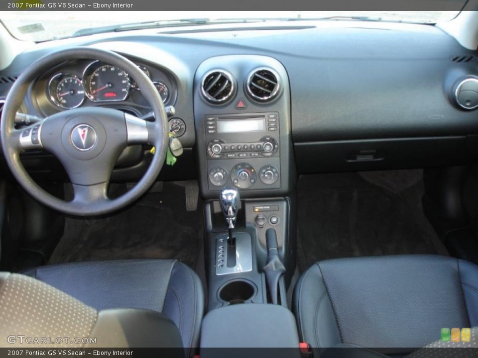 Ebony Interior Dashboard for the 2007 Pontiac G6 V6 Sedan #40426384