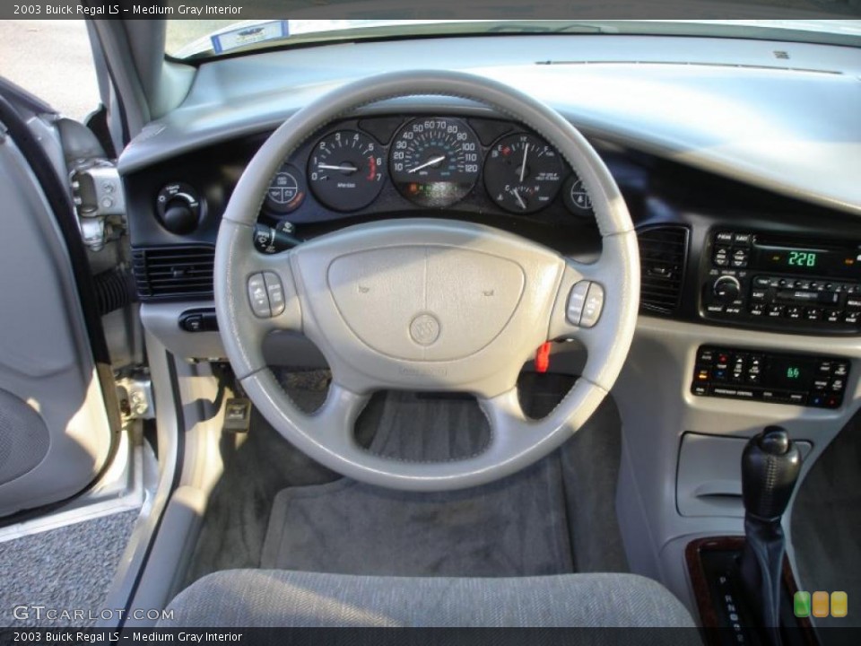 Medium Gray Interior Steering Wheel for the 2003 Buick Regal LS #40426852