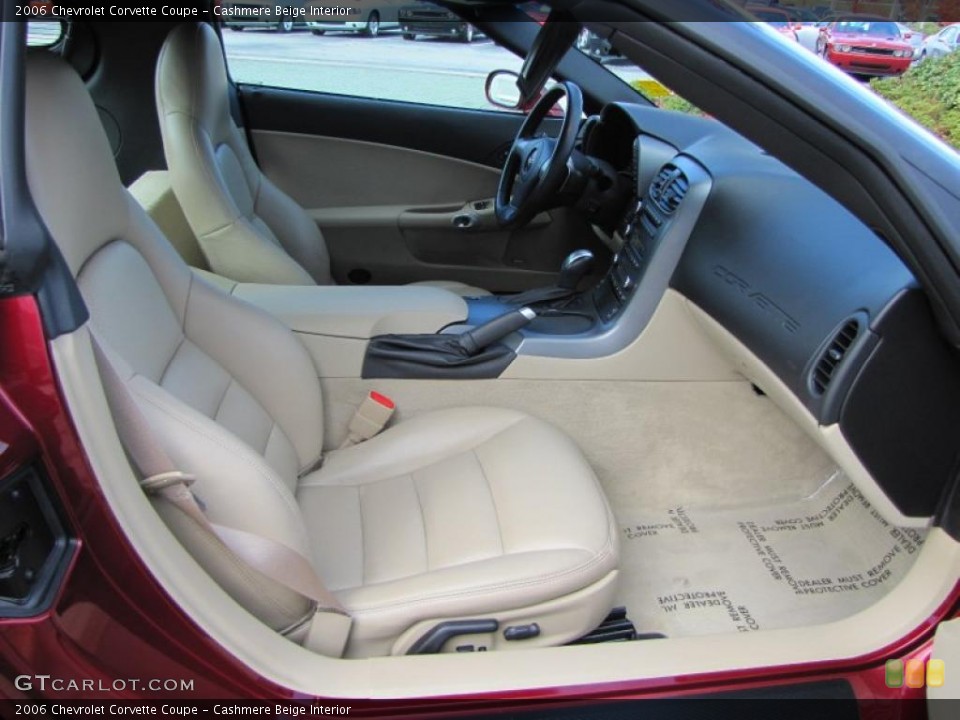 Cashmere Beige Interior Photo for the 2006 Chevrolet Corvette Coupe #40430476