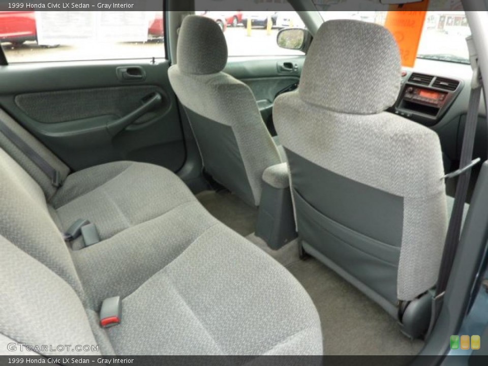Gray Interior Photo for the 1999 Honda Civic LX Sedan #40431944