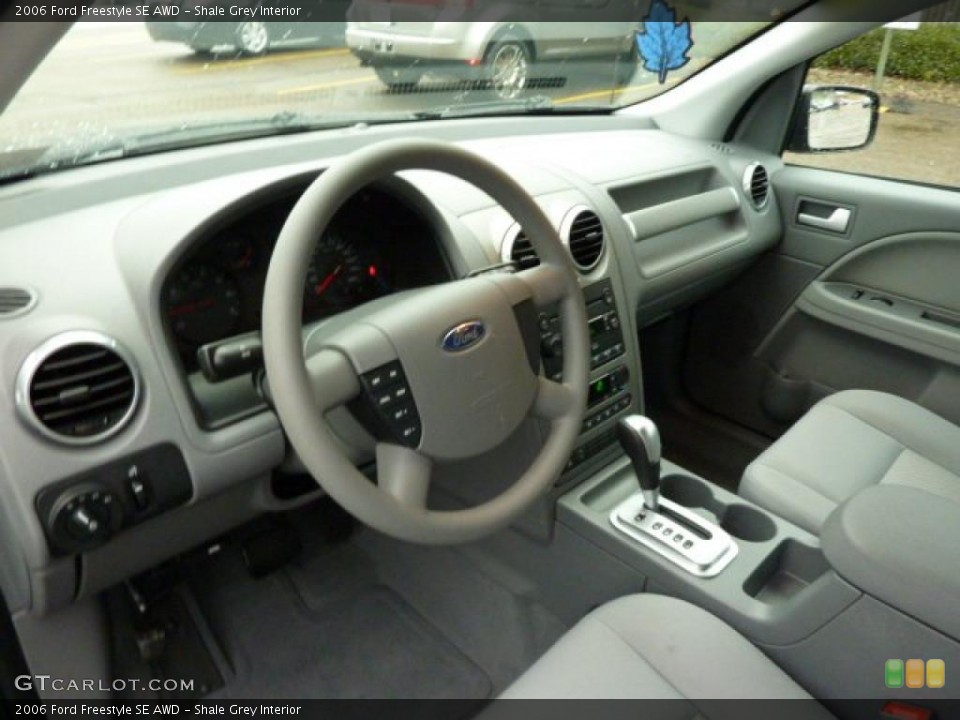 Shale Grey 2006 Ford Freestyle Interiors