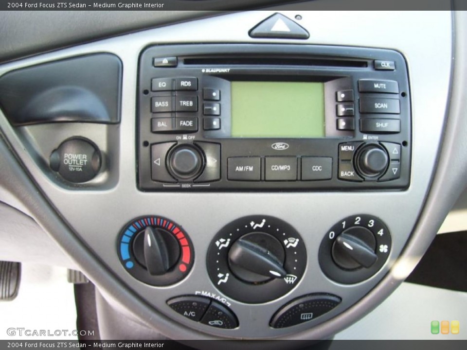 Medium Graphite Interior Controls for the 2004 Ford Focus ZTS Sedan #40439145