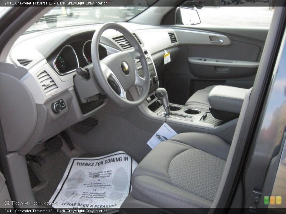 Dark Gray/Light Gray Interior Photo for the 2011 Chevrolet Traverse LS #40448185