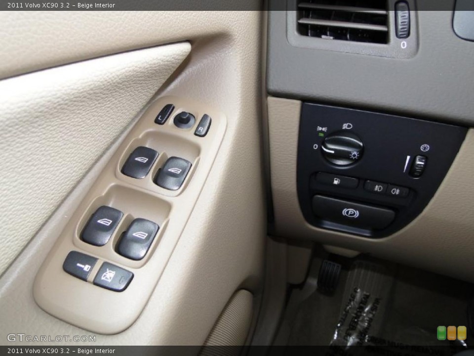 Beige Interior Controls for the 2011 Volvo XC90 3.2 #40472928