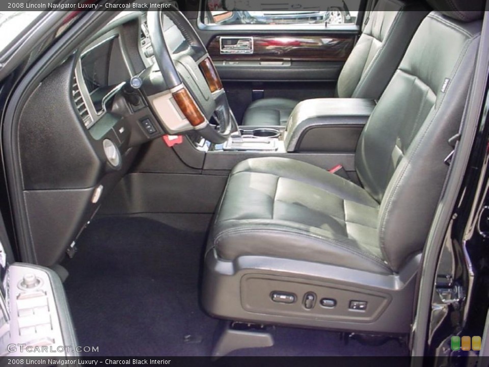 Charcoal Black Interior Photo for the 2008 Lincoln Navigator Luxury #40473203