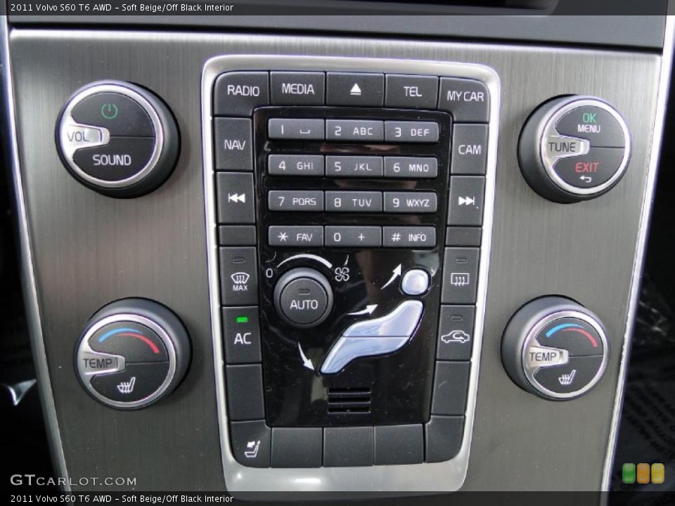 Soft Beige/Off Black Interior Controls for the 2011 Volvo S60 T6 AWD #40473641