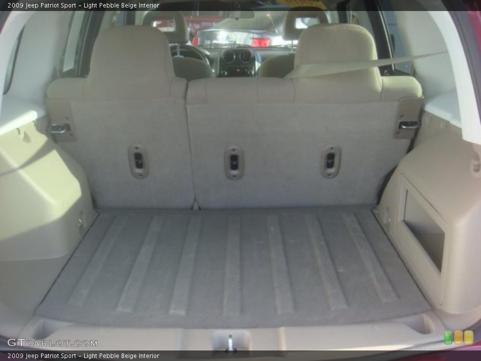 Light Pebble Beige Interior Trunk for the 2009 Jeep Patriot Sport #40477990