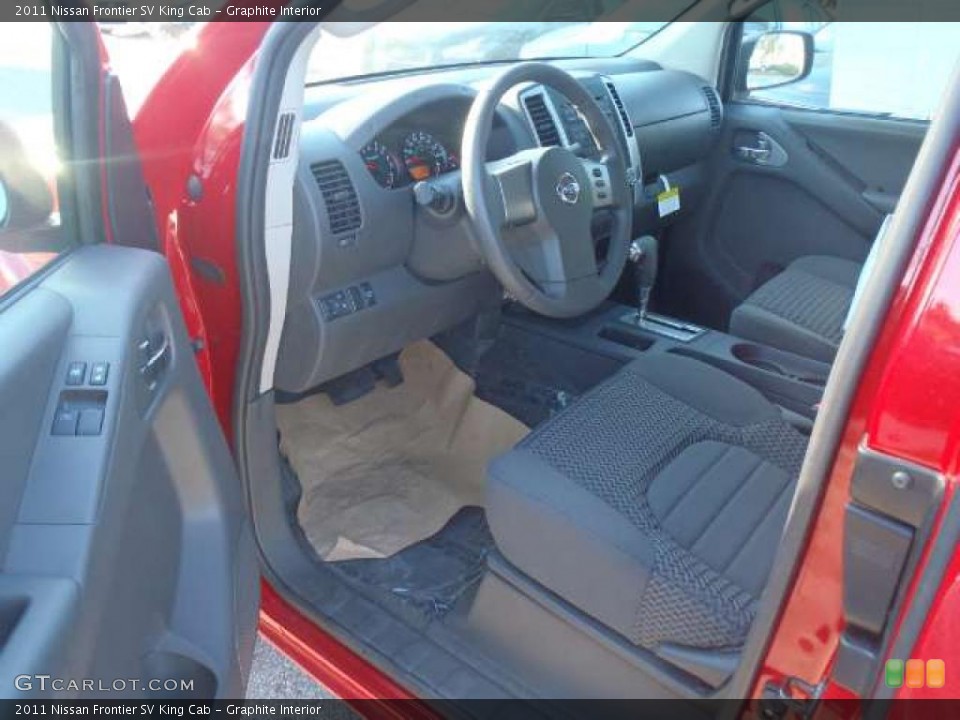Graphite Interior Photo for the 2011 Nissan Frontier SV King Cab #40480154
