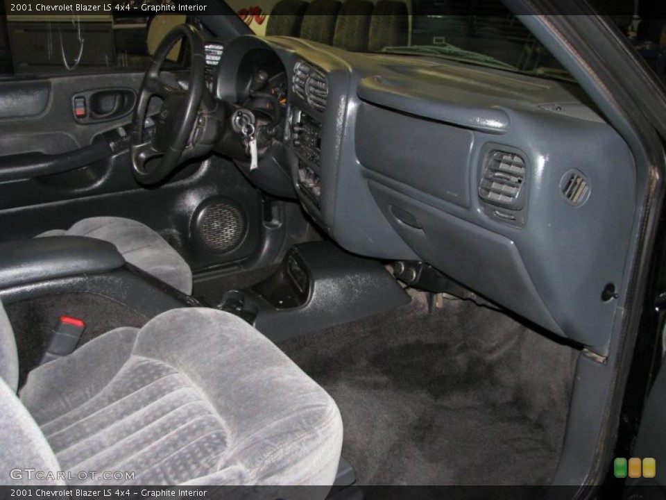 Graphite Interior Dashboard for the 2001 Chevrolet Blazer LS 4x4 #40485522