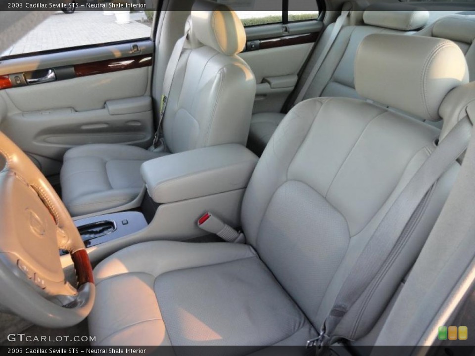 Neutral Shale Interior Photo for the 2003 Cadillac Seville STS #40492736