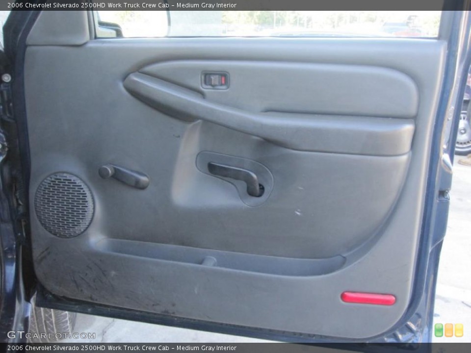 Medium Gray Interior Door Panel for the 2006 Chevrolet Silverado 2500HD Work Truck Crew Cab #40495498