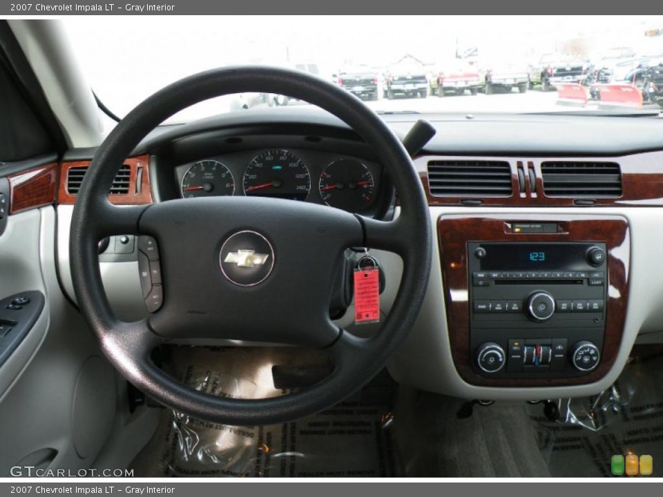 Gray Interior Dashboard for the 2007 Chevrolet Impala LT #40497618