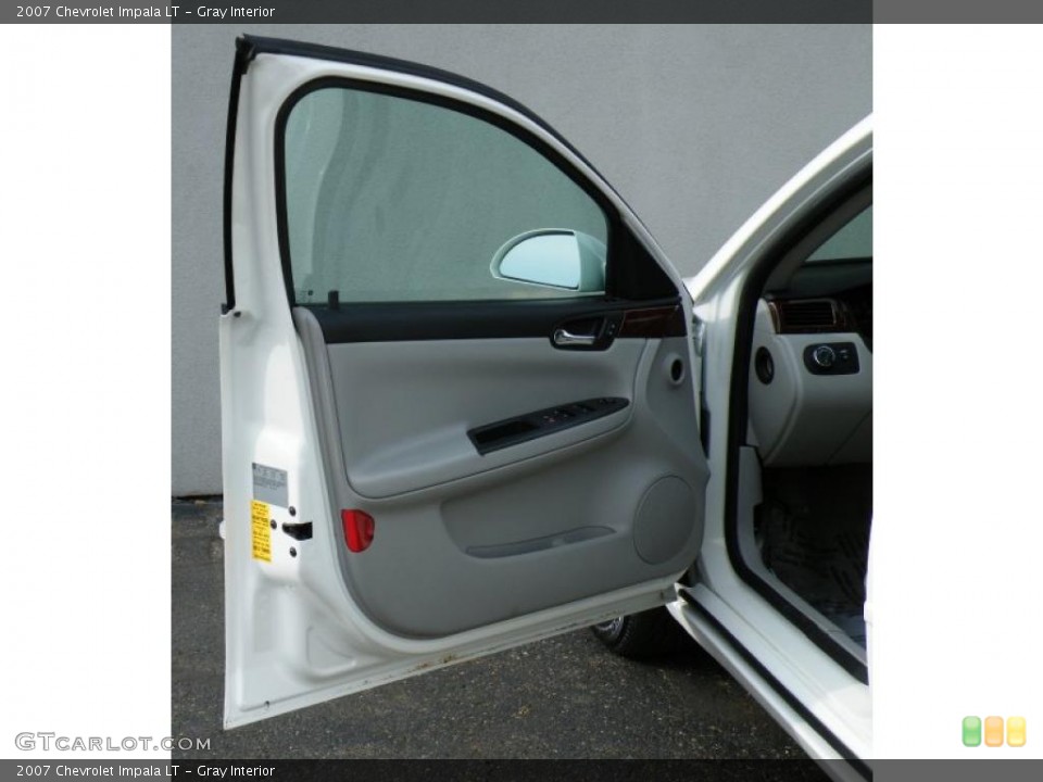 Gray Interior Door Panel for the 2007 Chevrolet Impala LT #40497634