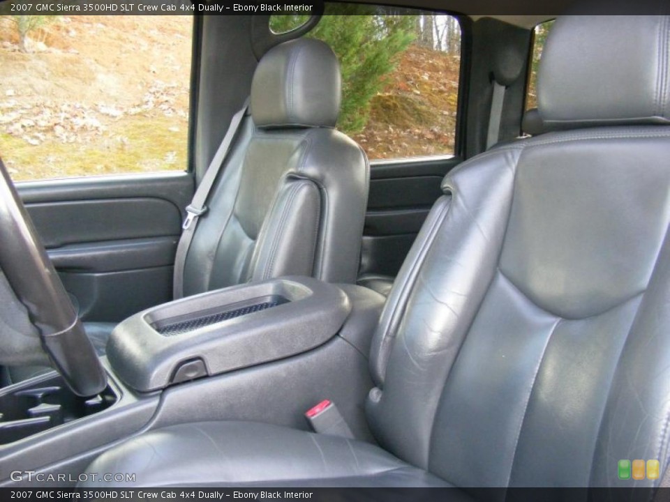 Ebony Black Interior Photo for the 2007 GMC Sierra 3500HD SLT Crew Cab 4x4 Dually #40499322