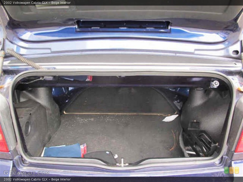 Beige Interior Trunk for the 2002 Volkswagen Cabrio GLX #40501330