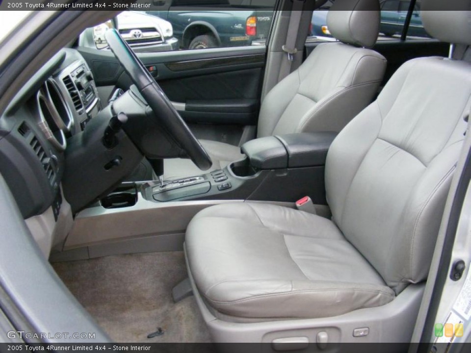 Stone Interior Photo for the 2005 Toyota 4Runner Limited 4x4 #40507842