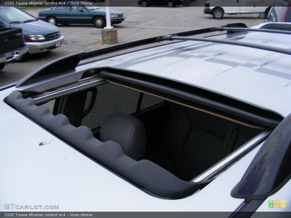 Stone Interior Sunroof for the 2005 Toyota 4Runner Limited 4x4 #40508134