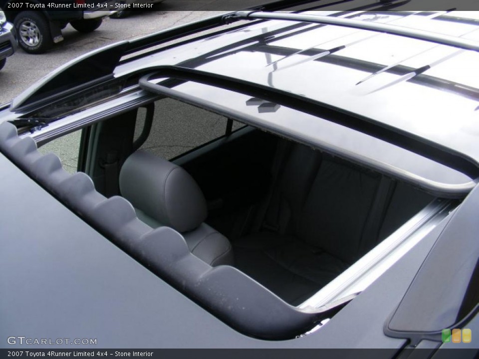 Stone Interior Sunroof for the 2007 Toyota 4Runner Limited 4x4 #40509570