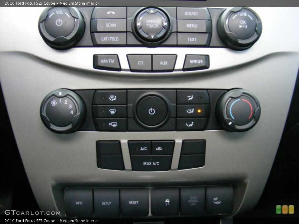 Medium Stone Interior Controls for the 2010 Ford Focus SES Coupe #40509950