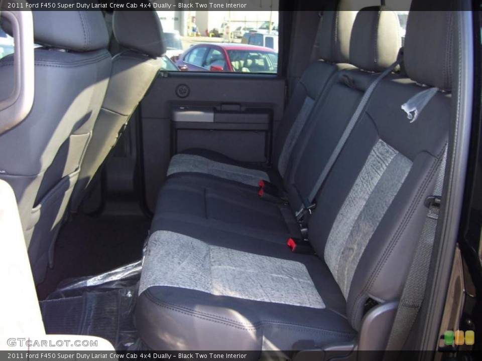 Black Two Tone Interior Photo for the 2011 Ford F450 Super Duty Lariat Crew Cab 4x4 Dually #40512998