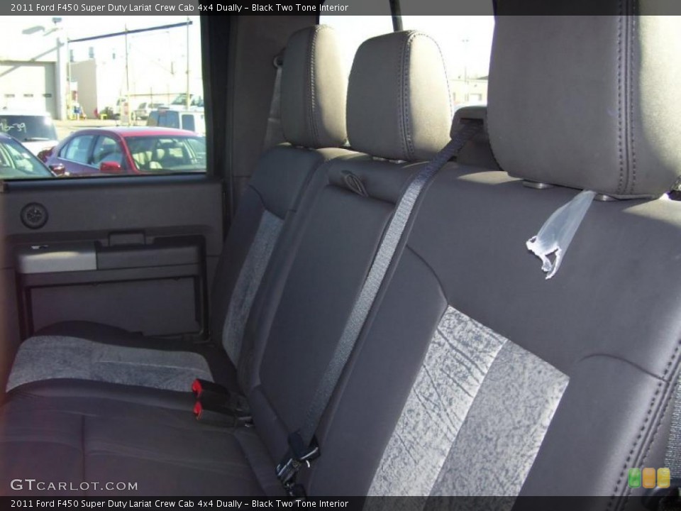 Black Two Tone Interior Photo for the 2011 Ford F450 Super Duty Lariat Crew Cab 4x4 Dually #40513014