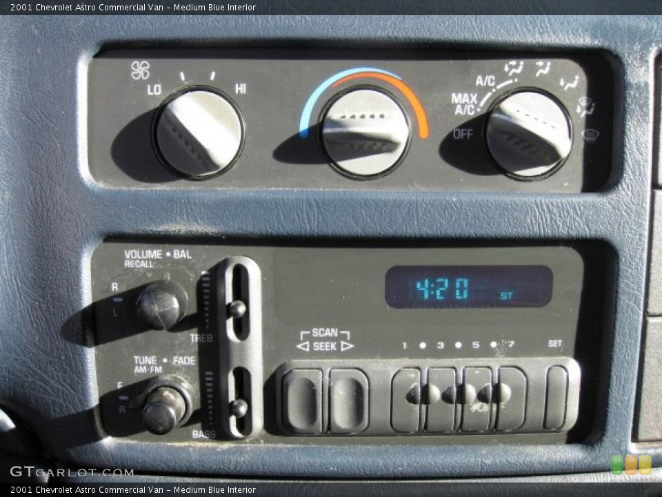 Medium Blue Interior Controls for the 2001 Chevrolet Astro Commercial Van #40533165