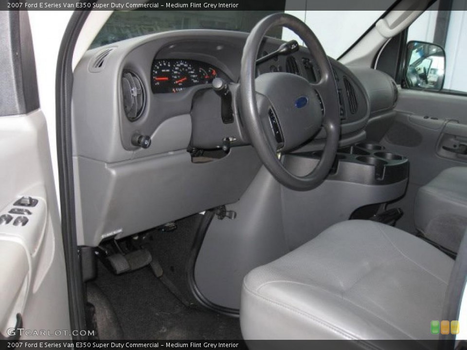 Medium Flint Grey Interior Photo for the 2007 Ford E Series Van E350 Super Duty Commercial #40533613