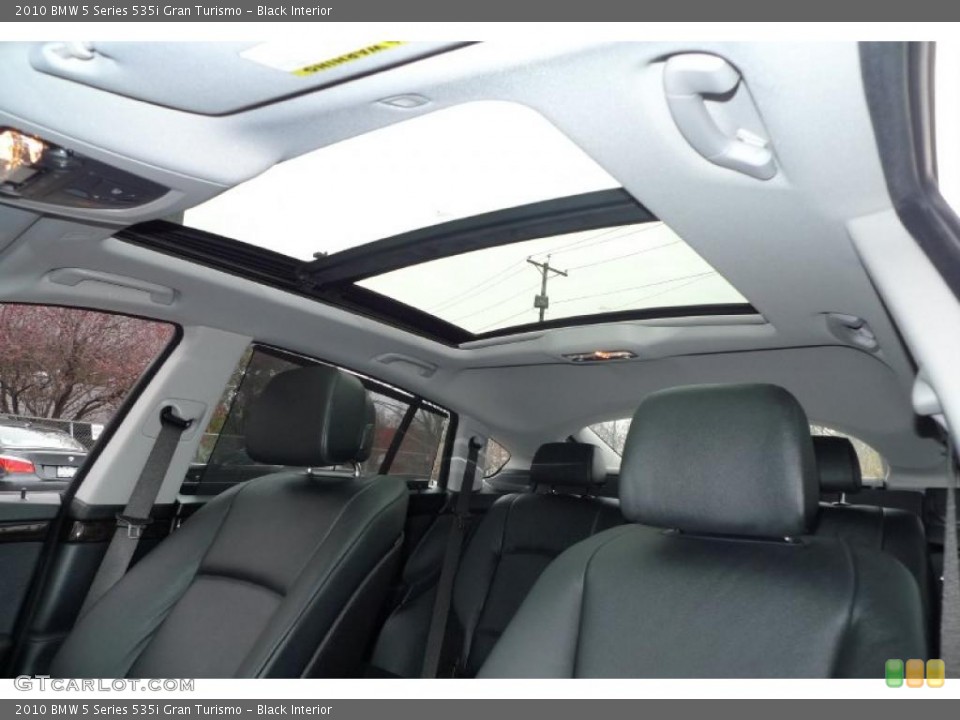 Black Interior Sunroof for the 2010 BMW 5 Series 535i Gran Turismo #40540881