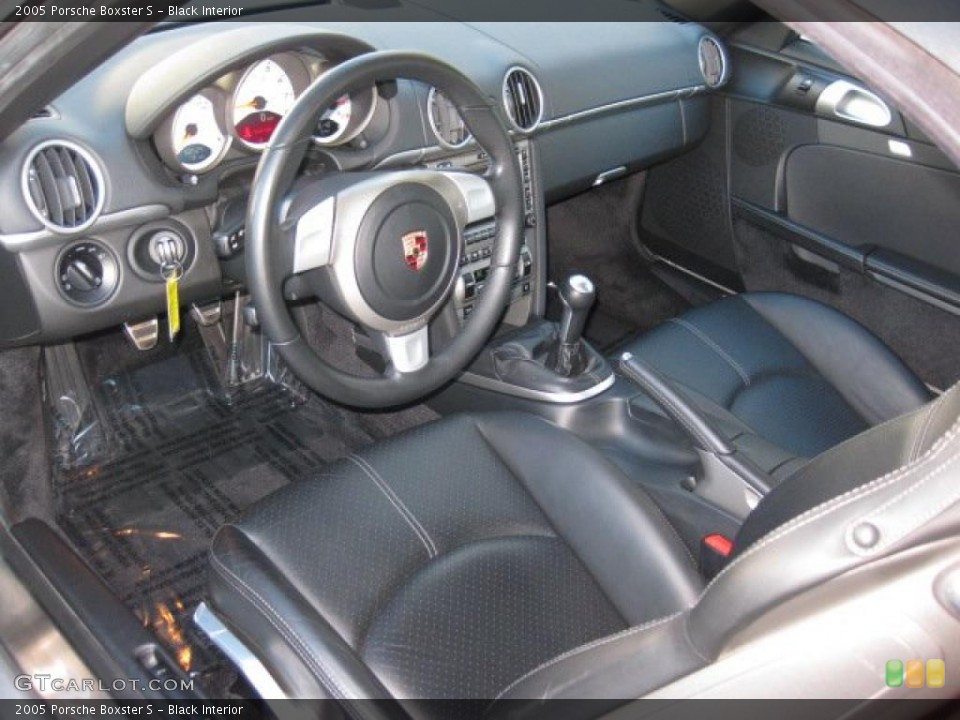 Black Interior Prime Interior for the 2005 Porsche Boxster S #40541901
