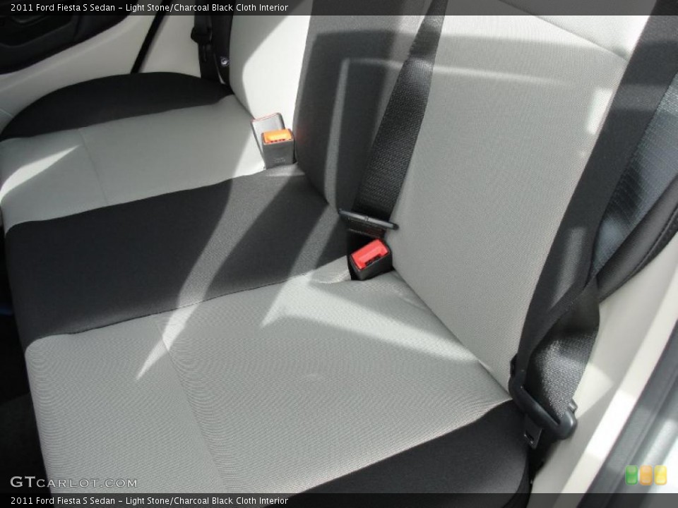 Light Stone/Charcoal Black Cloth Interior Photo for the 2011 Ford Fiesta S Sedan #40542281
