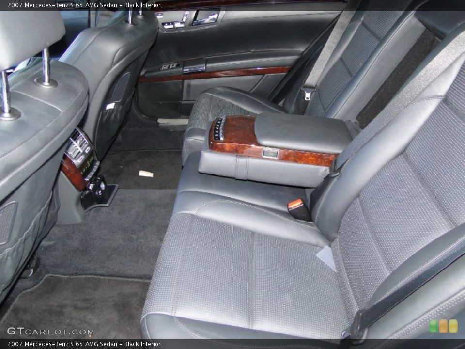 Black Interior Photo for the 2007 Mercedes-Benz S 65 AMG Sedan #40550157
