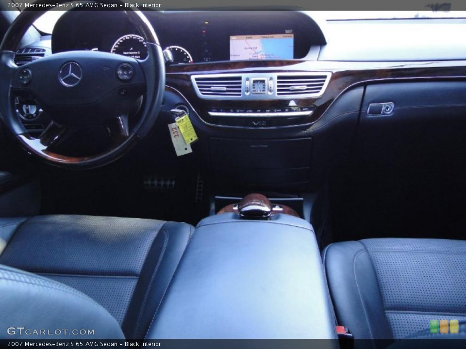 Black Interior Dashboard for the 2007 Mercedes-Benz S 65 AMG Sedan #40550213