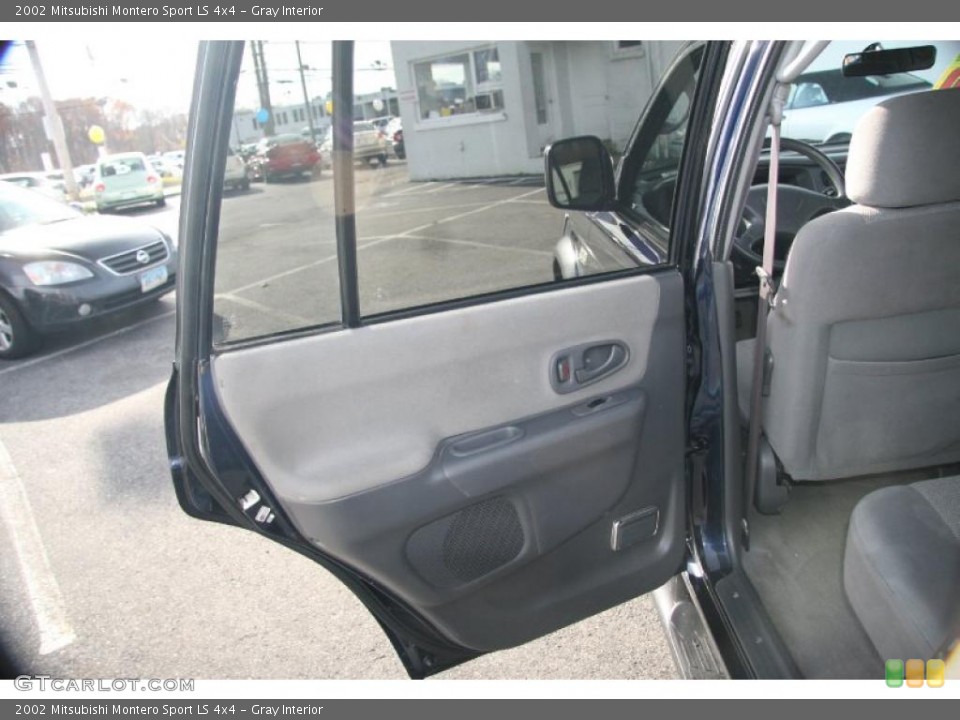 Gray Interior Door Panel for the 2002 Mitsubishi Montero Sport LS 4x4 #40550661