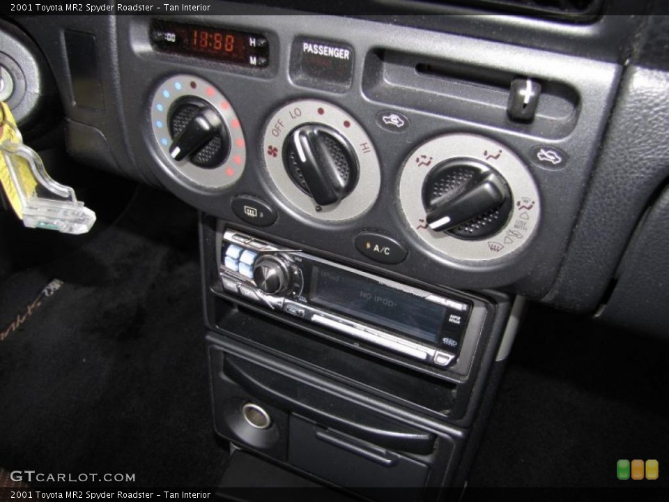 Tan Interior Controls for the 2001 Toyota MR2 Spyder Roadster #40568106