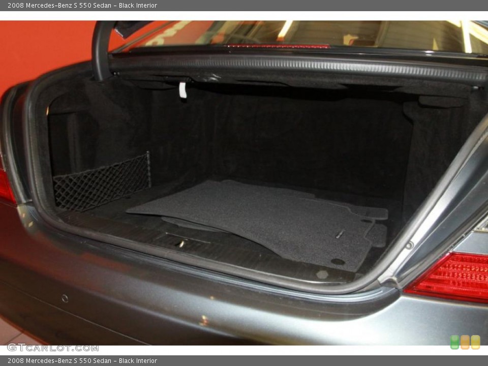 Black Interior Trunk for the 2008 Mercedes-Benz S 550 Sedan #40571917