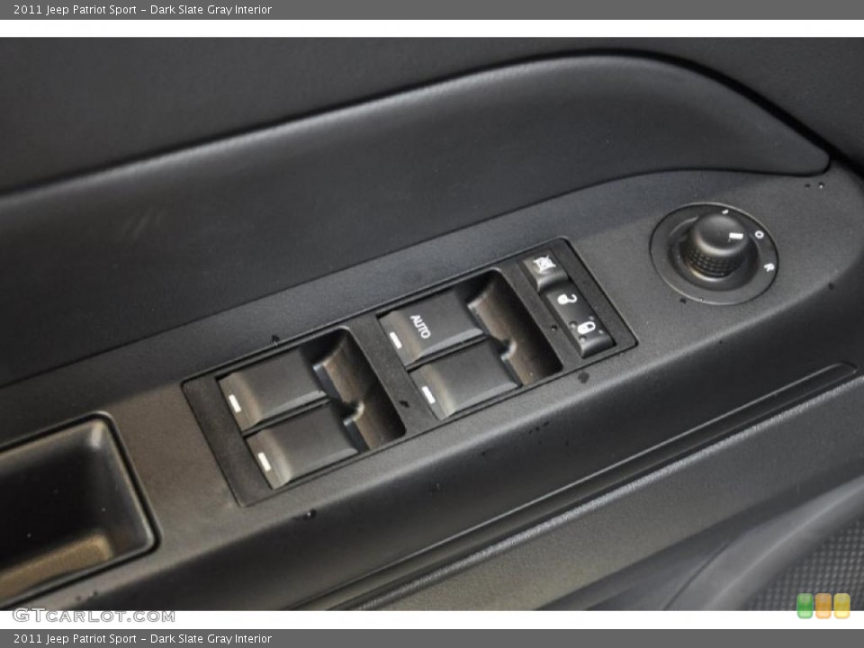 Dark Slate Gray Interior Controls for the 2011 Jeep Patriot Sport #40573353