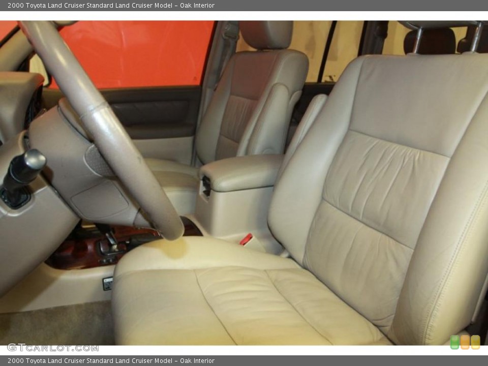Oak Interior Photo for the 2000 Toyota Land Cruiser  #40574961