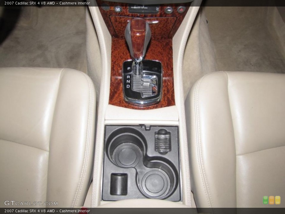 Cashmere Interior Transmission for the 2007 Cadillac SRX 4 V8 AWD #40576889