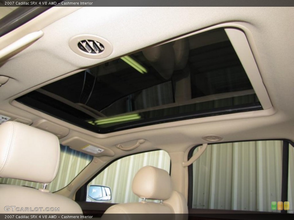 Cashmere Interior Sunroof for the 2007 Cadillac SRX 4 V8 AWD #40576905