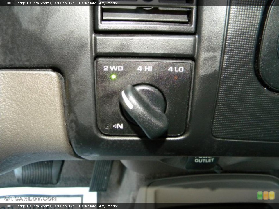 Dark Slate Gray Interior Controls for the 2002 Dodge Dakota Sport Quad Cab 4x4 #40583329